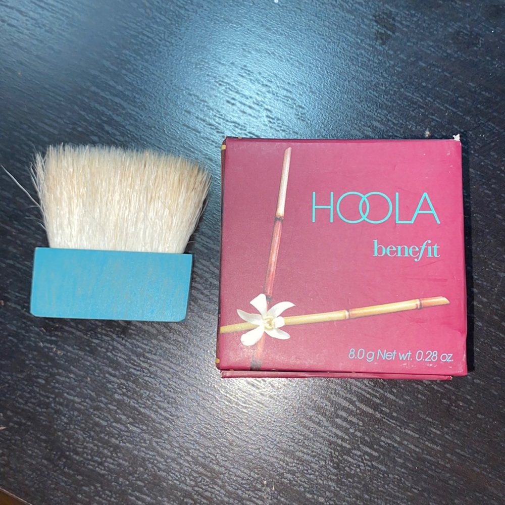Benefit Hoola Bronzer and Brush Set